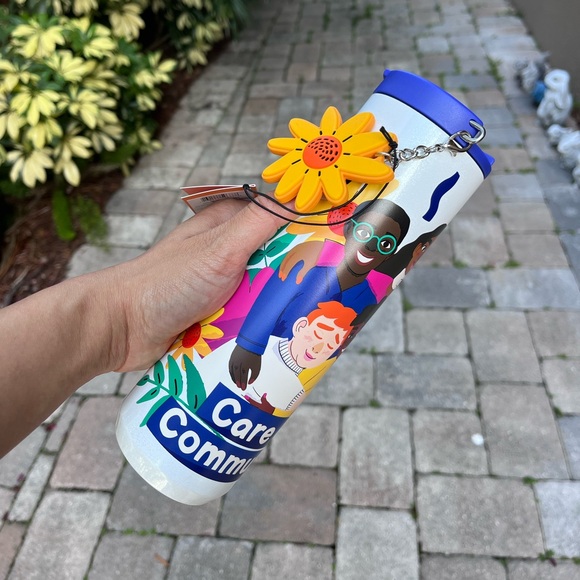 NWT Starbucks x Ananya Rao-Middleton Artist Collab Holographic Tumbler🌸